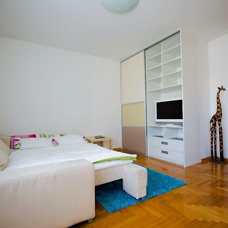 Apartment Luka Zagreb Exterior foto